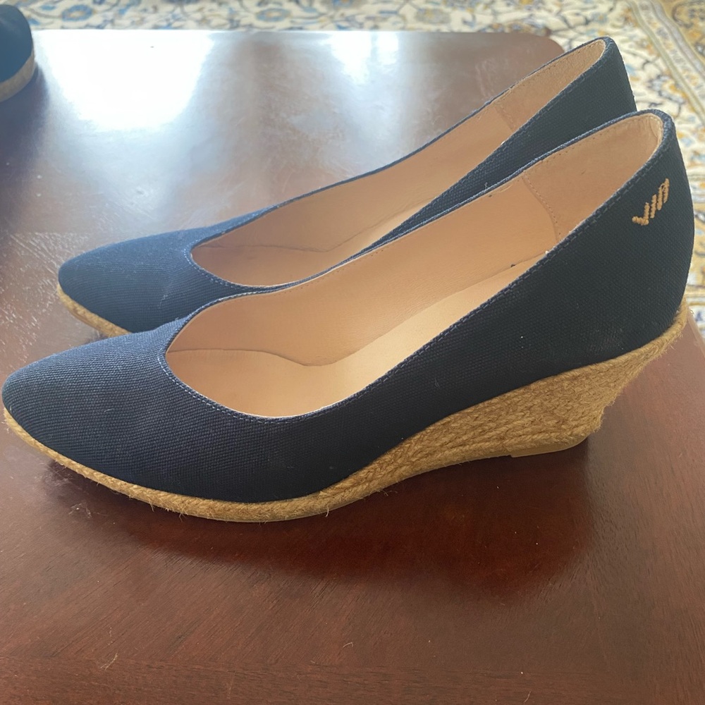 Roses Limited Edition Canvas V Cut Espadrille Wedges